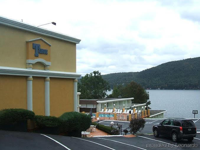 Lakefront Terrace Resort Lake George Buitenkant foto