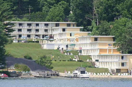 Lakefront Terrace Resort Lake George Buitenkant foto